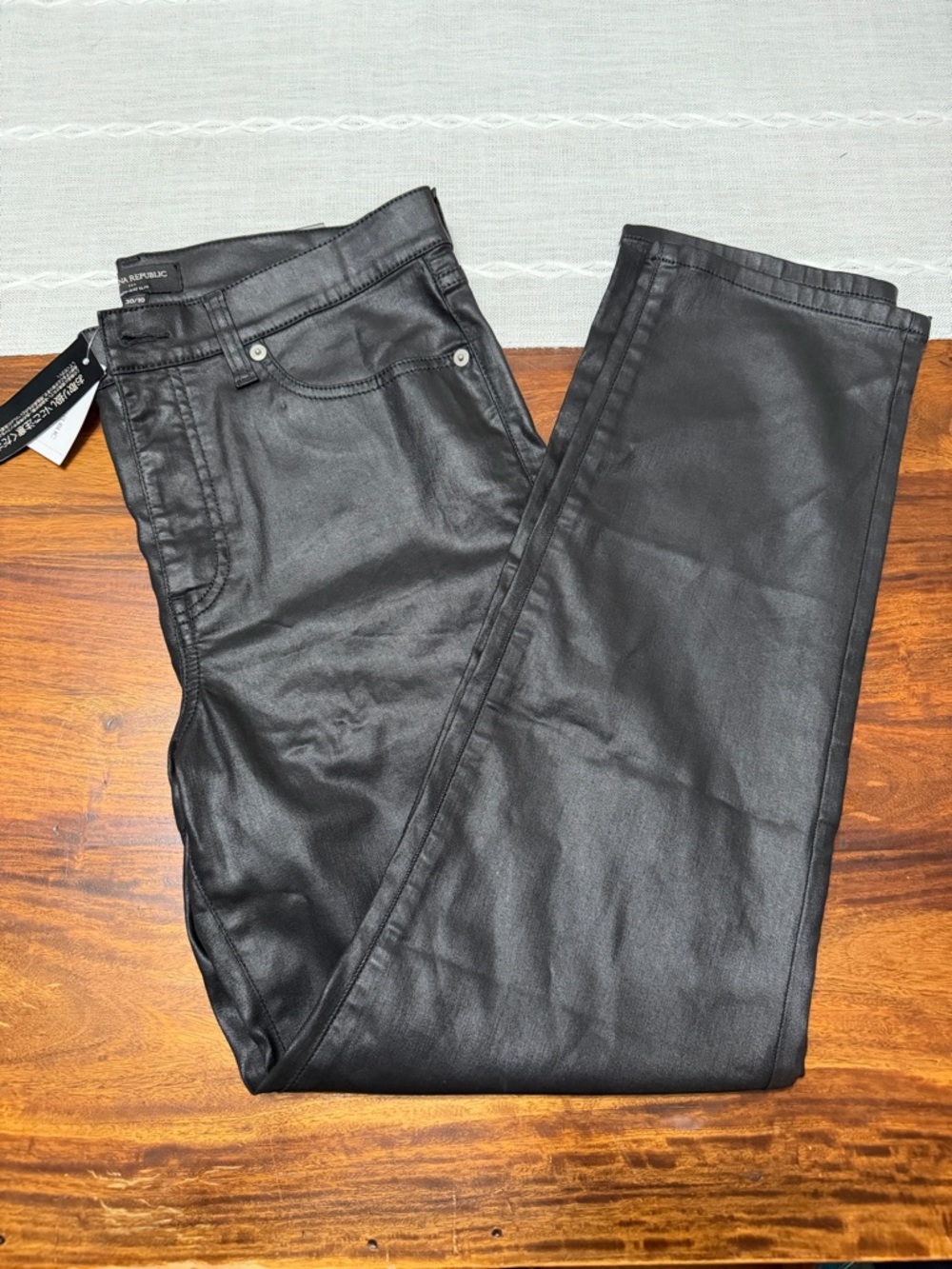 NWT Banana Republic 30/10 Black Coated Pants